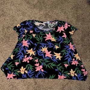 Floral Paradise Women's Short Sleeve Top